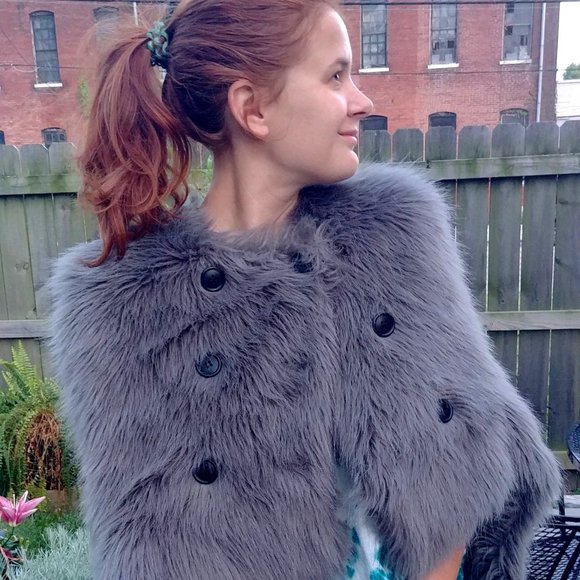 New with Tags Y-3 Fur Cape - Picture 1 of 9